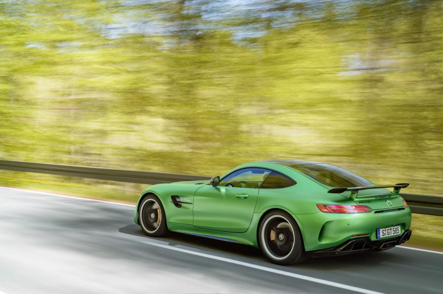  Mercedes-AMG GT R 2016 года  (фото 36 из 92)